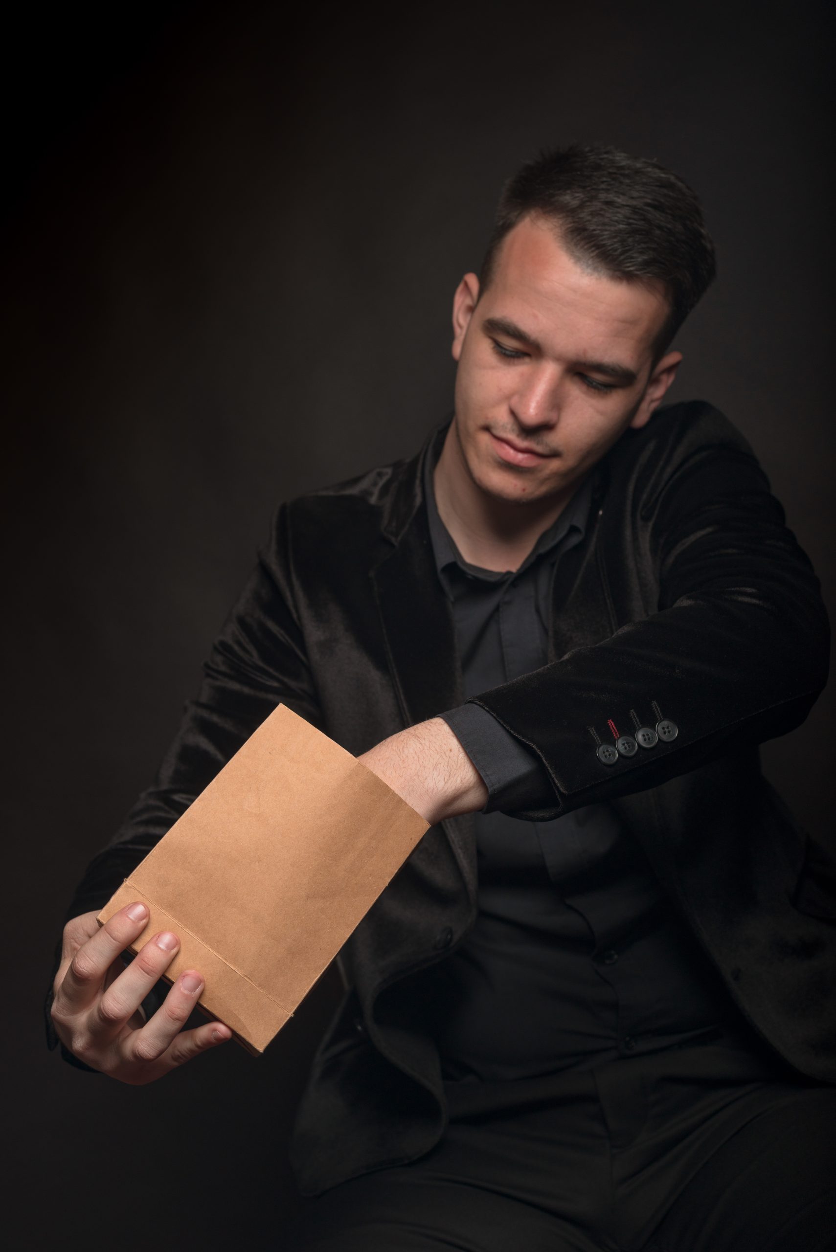 Magician Popesti Leordeni